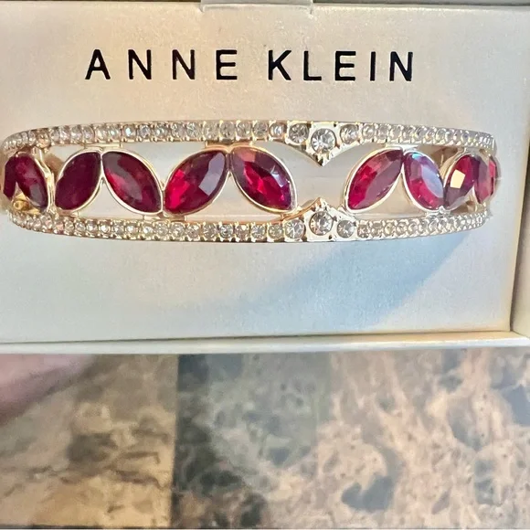 NIB Anne Klein Ruby Red and Gold Bracelet - Picture 2 of 9